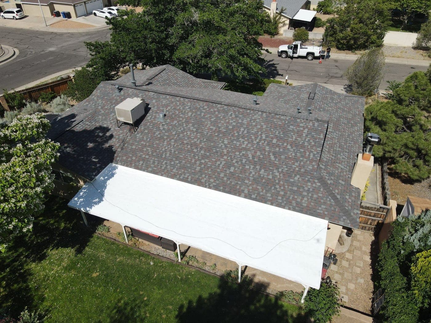 Finished shingle roof by Paramount Roofing